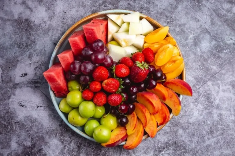 Fruit Platter: The Complete Guide to Making Amazing Displays